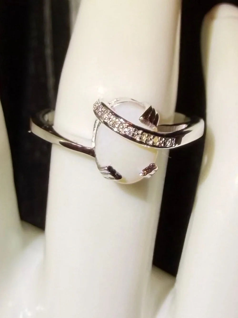 ✨ Opal & White Topaz Ring | 14K White Gold Plated 925 Sterling Silver | Size 7